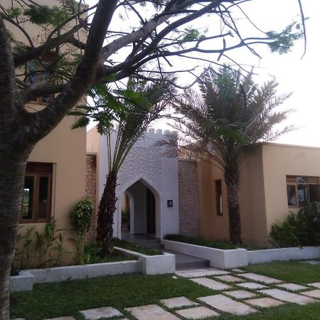 Galu Tulivu Villa Gazi Exterior foto