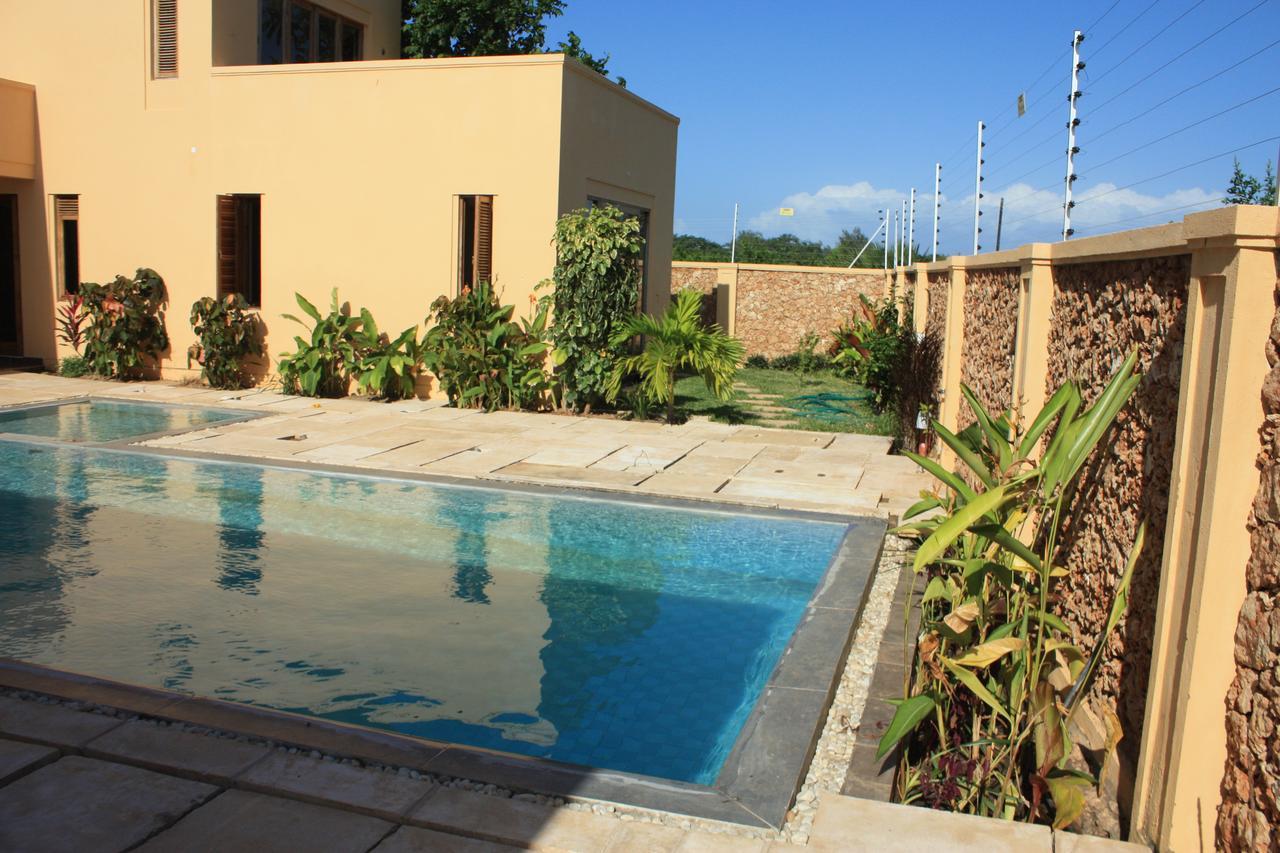 Galu Tulivu Villa Gazi Exterior foto